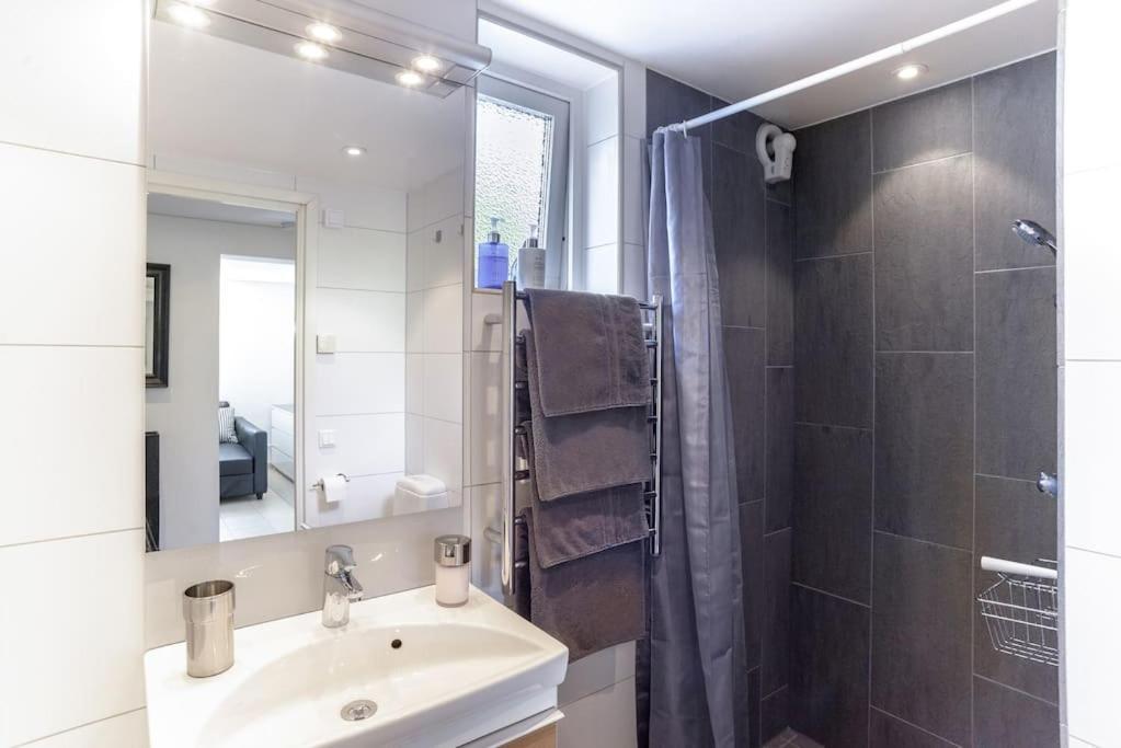 Downtown In Ten - Free Parking Apartman Göteborg Kültér fotó